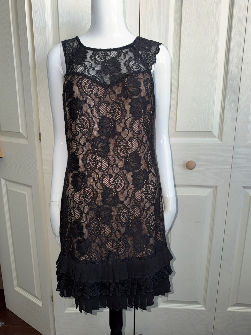 Kensie Black Lace Overlay Sleeveless Shift Dress - Women's Dress. #0013